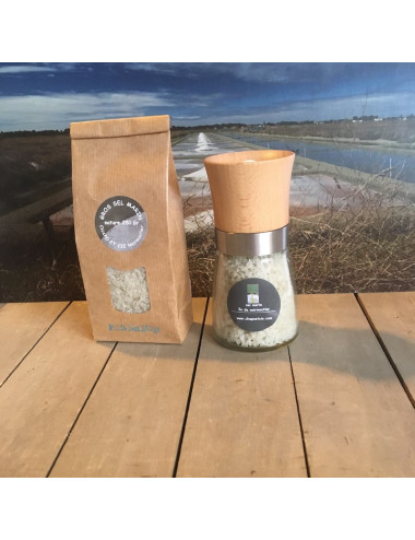 COFFRET CADEAU GARNI N°3 "LE SPÉCIAL CABANE DES DAMES" Coffret XXL avec des produits du terroir vendéen sucrés et salés